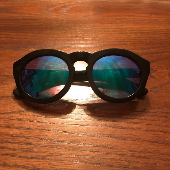 Diff Eyewear Accessories - Diff "Dime" sunglasses